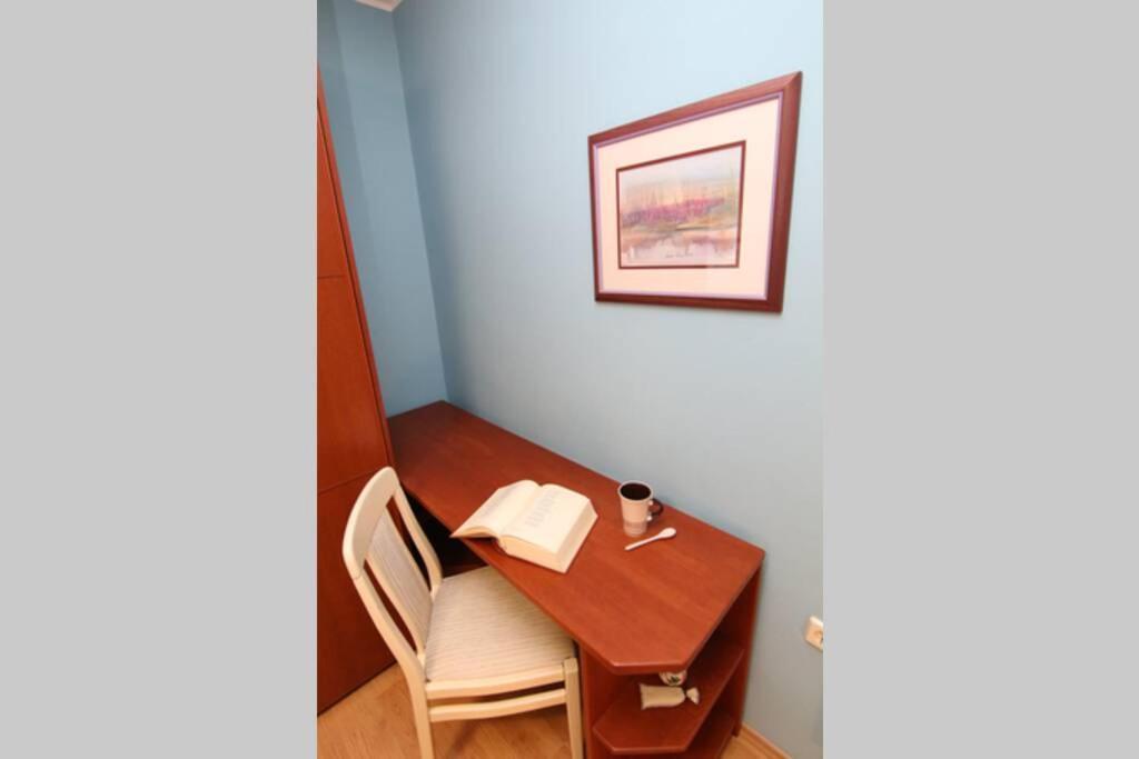 Fast Friend - Cozy Apartment In The Center With Private Garage Риека Экстерьер фото