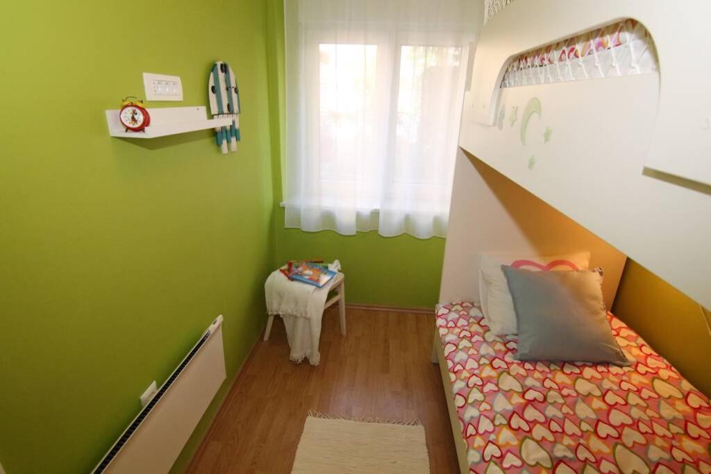 Fast Friend - Cozy Apartment In The Center With Private Garage Риека Экстерьер фото