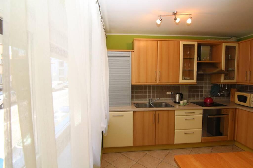 Fast Friend - Cozy Apartment In The Center With Private Garage Риека Экстерьер фото